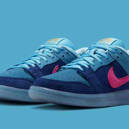 Run The Jewels x Dunk Low SB '4/20' -