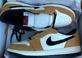 Air Jordan 1 Retro Low OG 'Rookie of the Year'